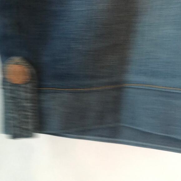 Gloria Vanderbilt Shorts Womens Jessa Two Toned Denim Slimming Effects Size 14 - Picture 4 of 10